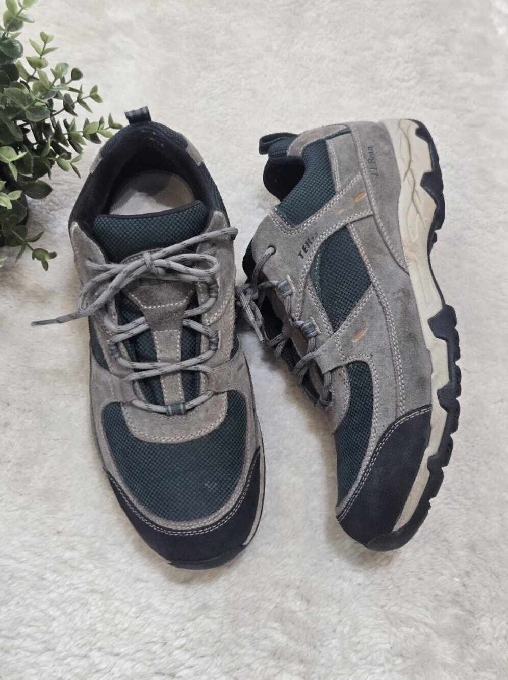 LL Bean Gray Suede Waterproof Vertigrip Outdoor Hiking Shoes, Men's Size 13